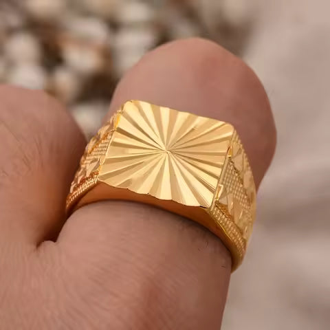 Bague Dorée 24K Style Dubaï - Bijou Chic pour Femme et Homme
