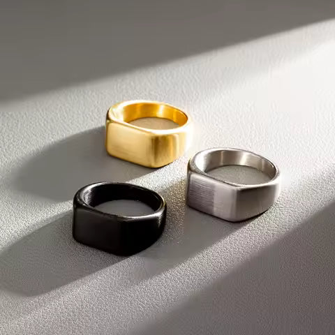 Bague Unisexe Rectangulaire en Acier Titane - Style Minimaliste et Tendance