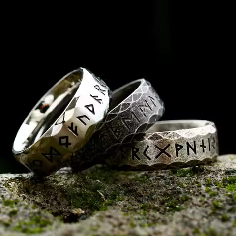 Bague Viking Nordique Rétro en Acier Inoxydable 316L - Amulette Odin pour Hommes et Femmes