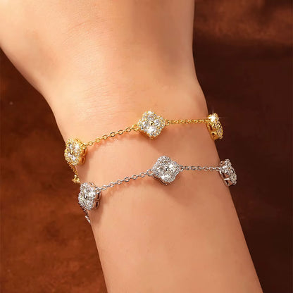 Bracelet fleur quatre feuilles