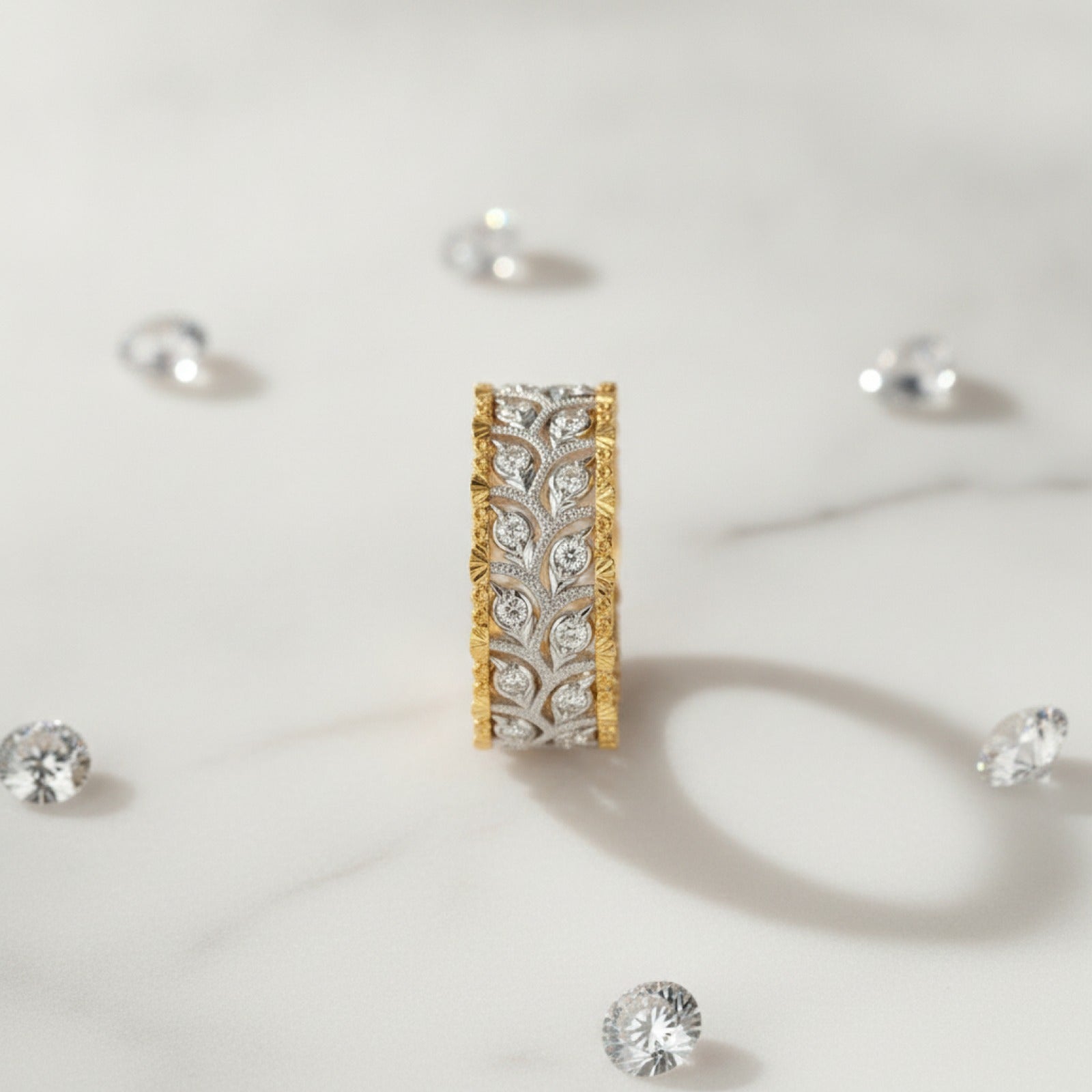 Bague Feuille Ajoutée Bicolore Scintillante pour Femme - Bijou de Mariage et Fiançailles
