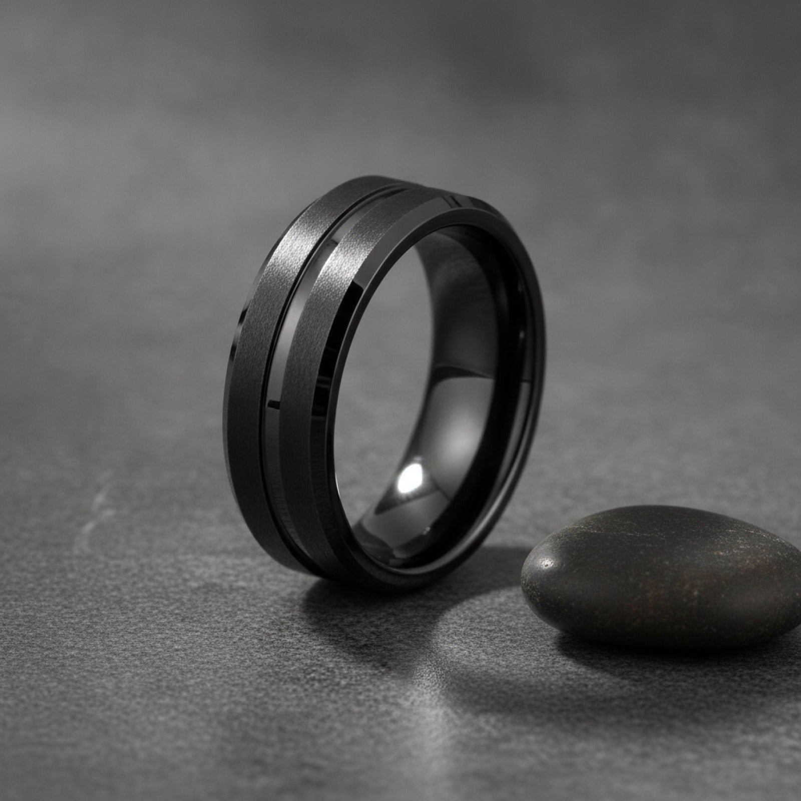 Bague de mariage homme 8mm en tungstène noir, bord biseauté et rainure