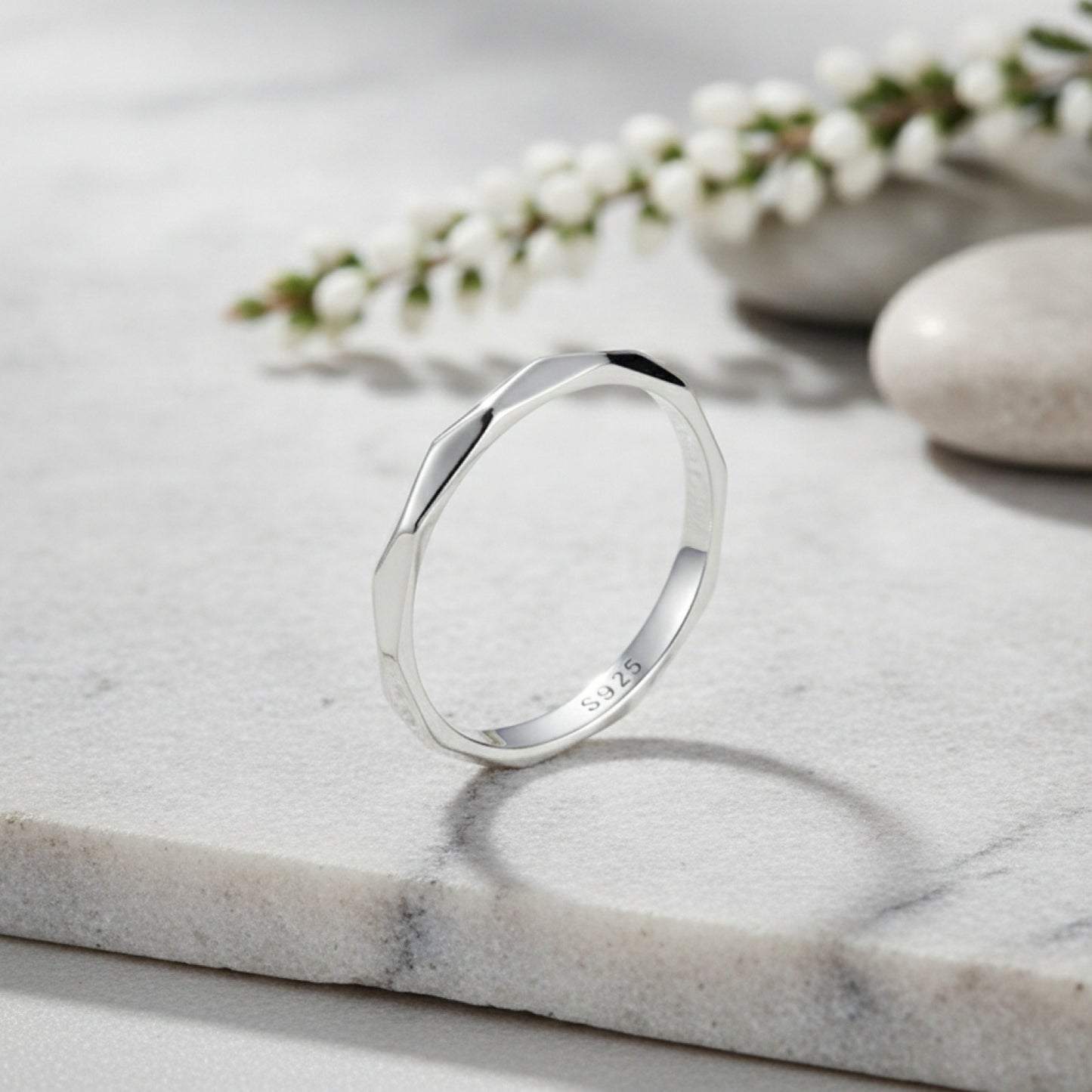 Bague Minimaliste en Argent Sterling 925 pour Femme - Design Empilable et Éternité, Cadeau Mariage