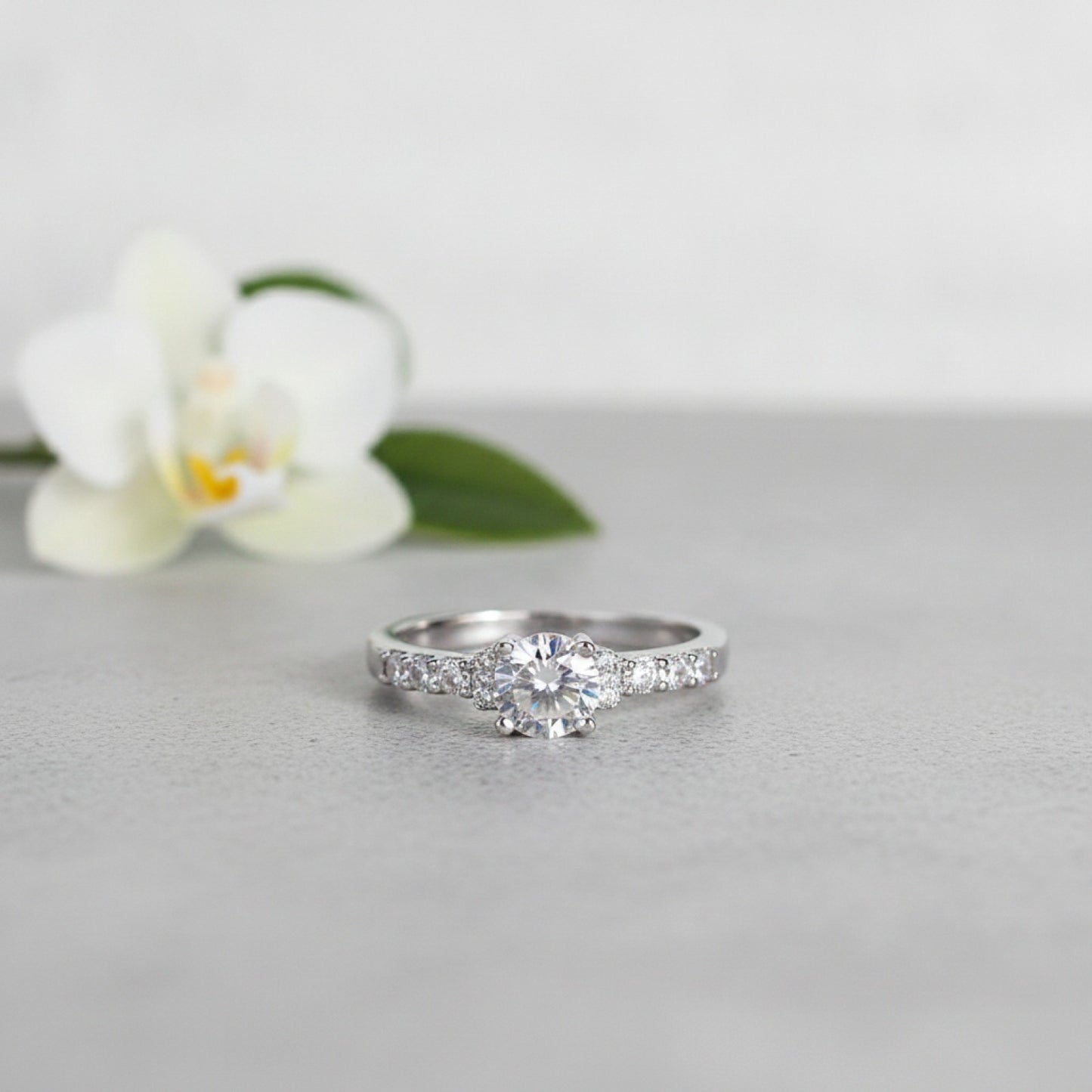 Bague Classique Plaqué Argent 925 pour Femme avec Zircon Brillant - Bijou Tendance