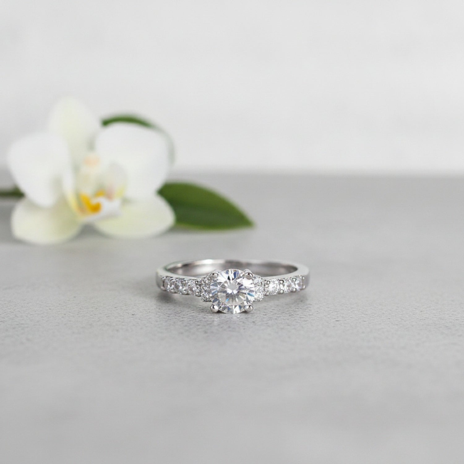 Bague Classique Plaqué Argent 925 pour Femme avec Zircon Brillant - Bijou Tendance