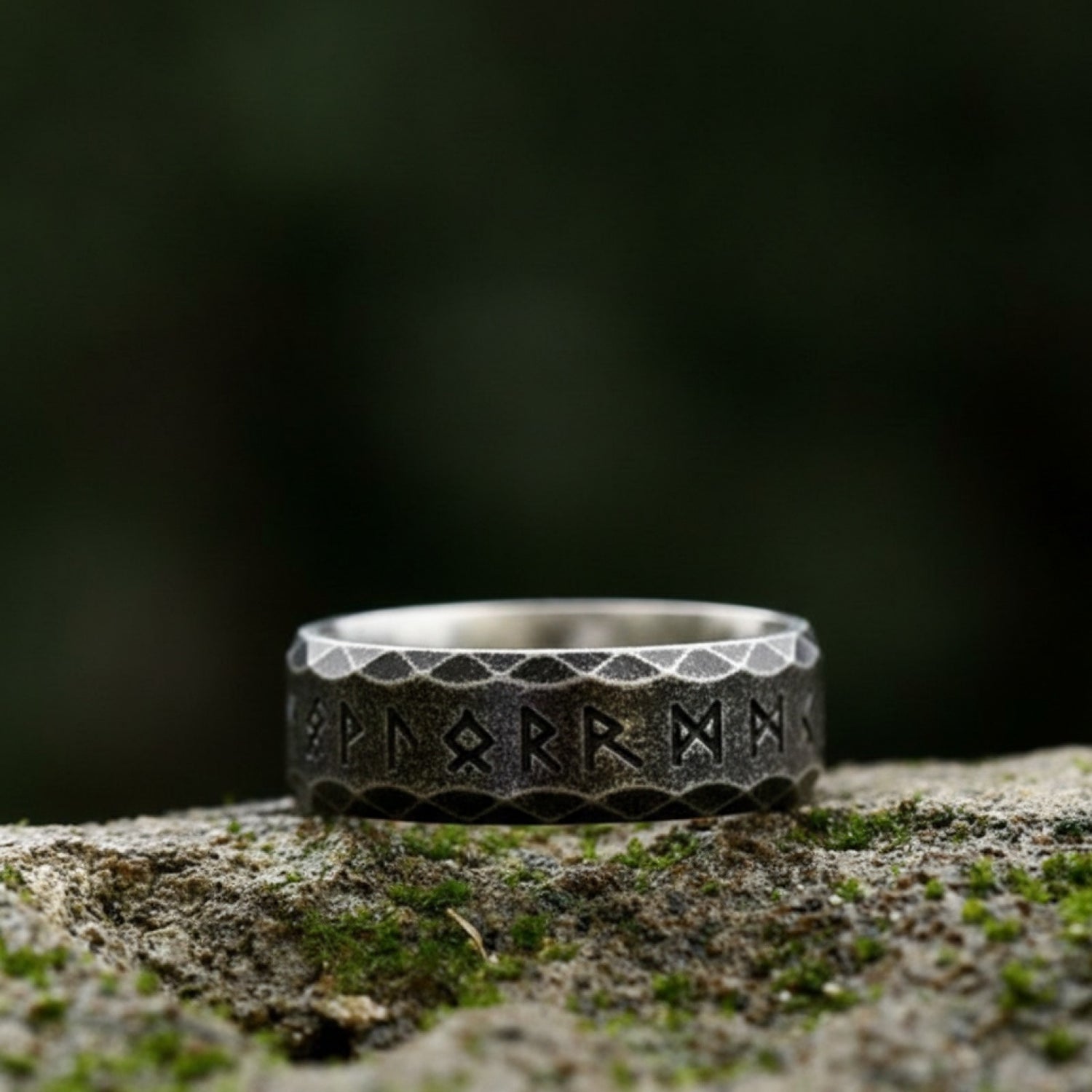 Bague Viking Nordique Rétro en Acier Inoxydable 316L - Amulette Odin pour Hommes et Femmes