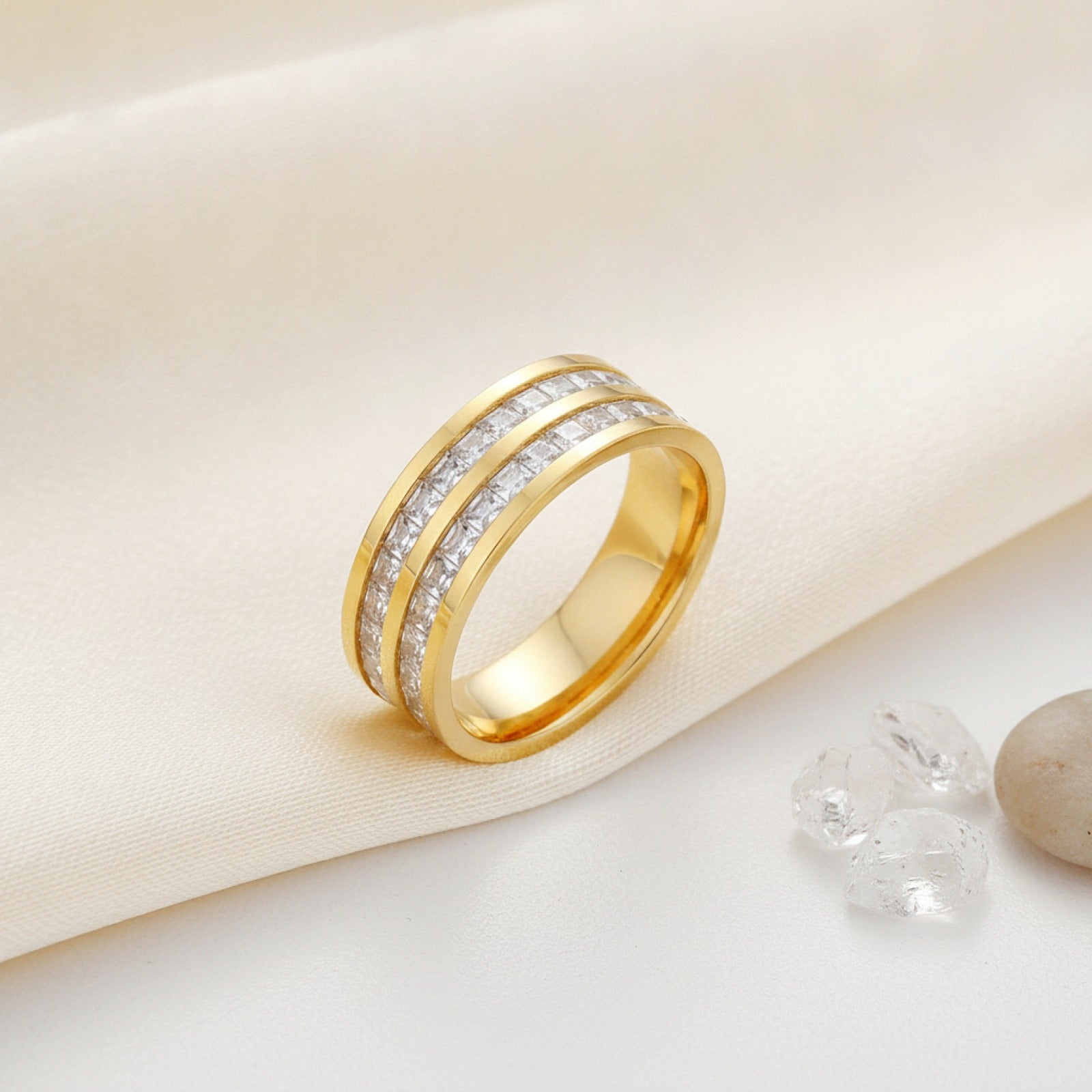 Bague Acier Inoxydable Or & Argent Sertie Zircone - Unisexe 4mm/8mm