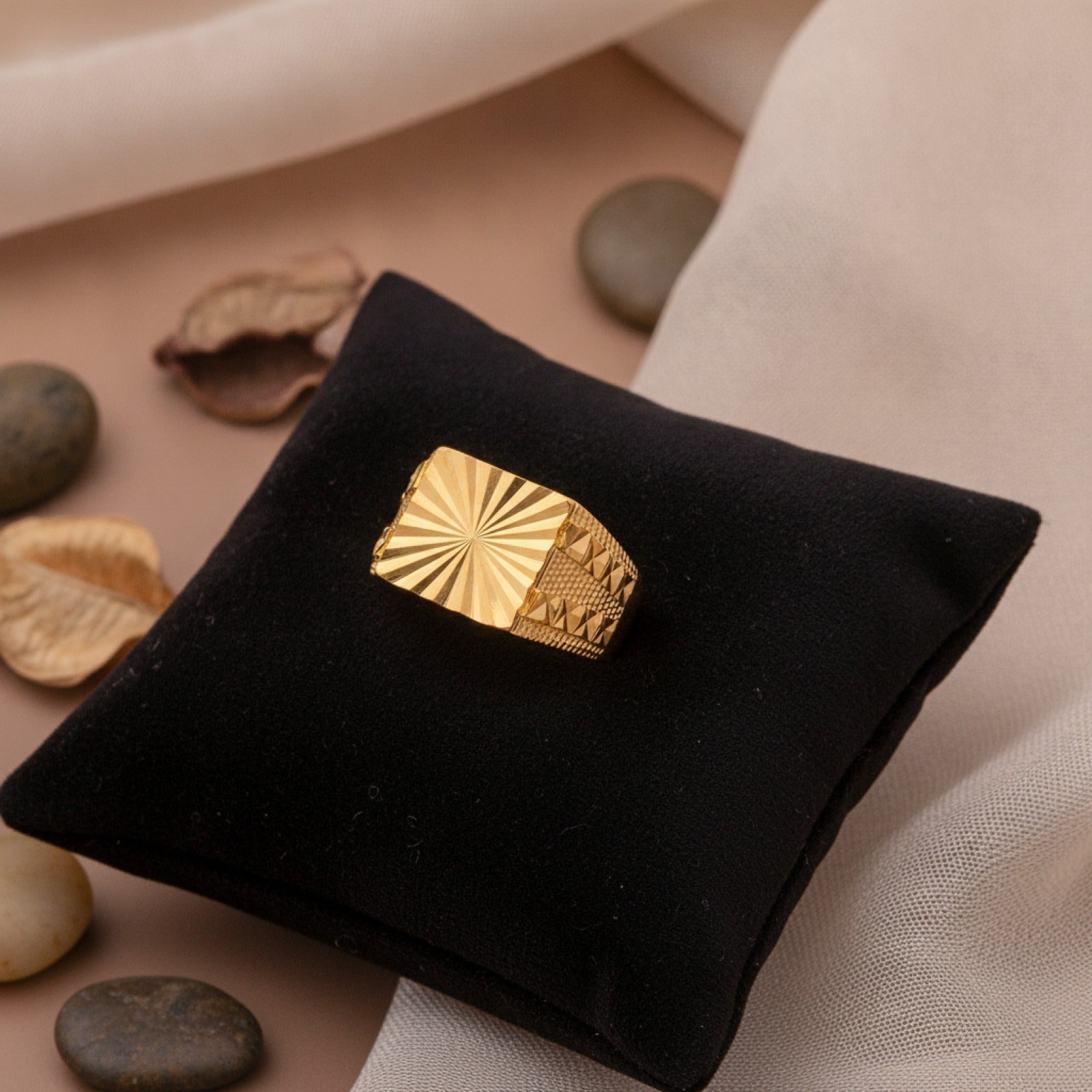 Bague Dorée 24K Style Dubaï - Bijou Chic pour Femme et Homme