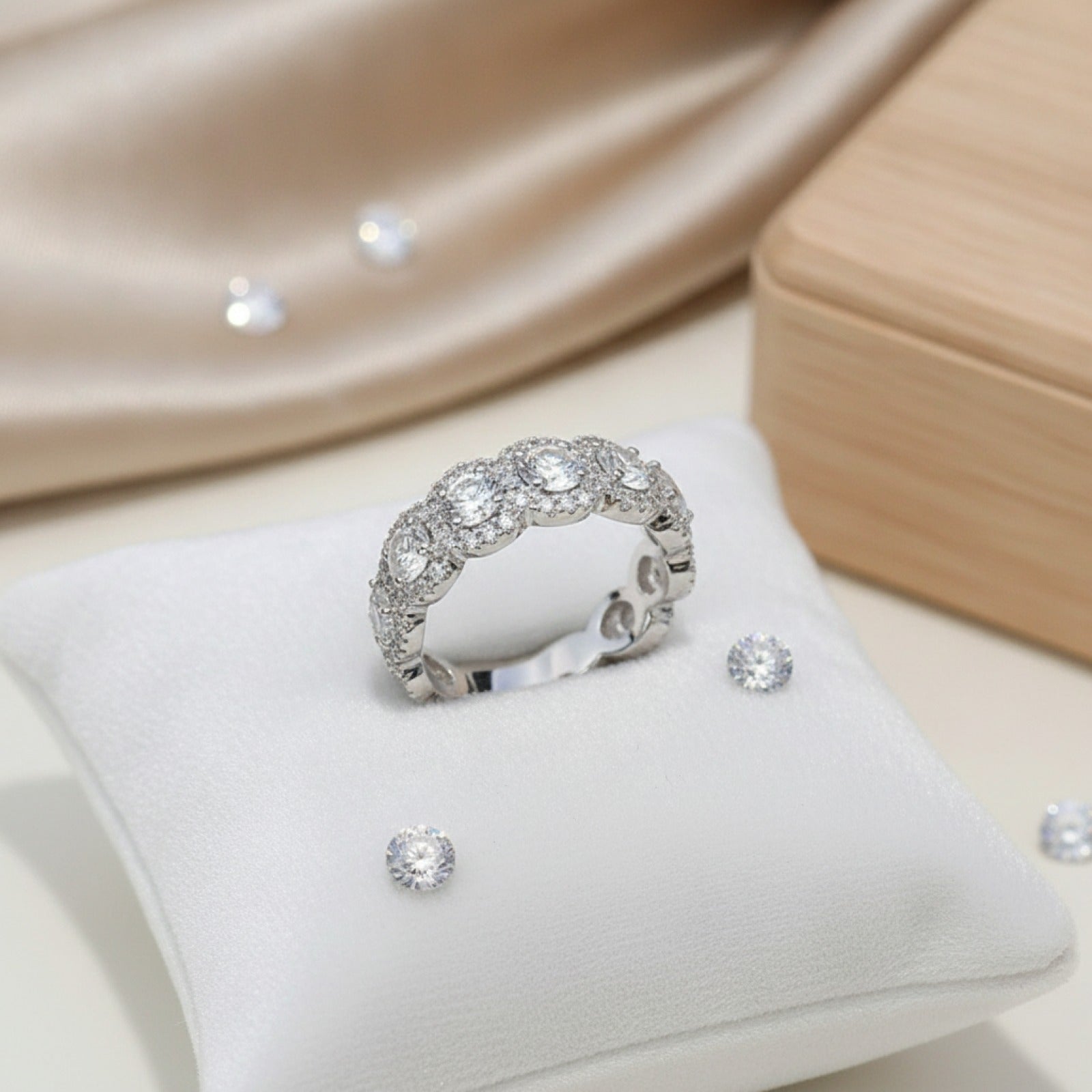 Bague de fiançailles Huitan en argent avec zircone cubique scintillante pour femme