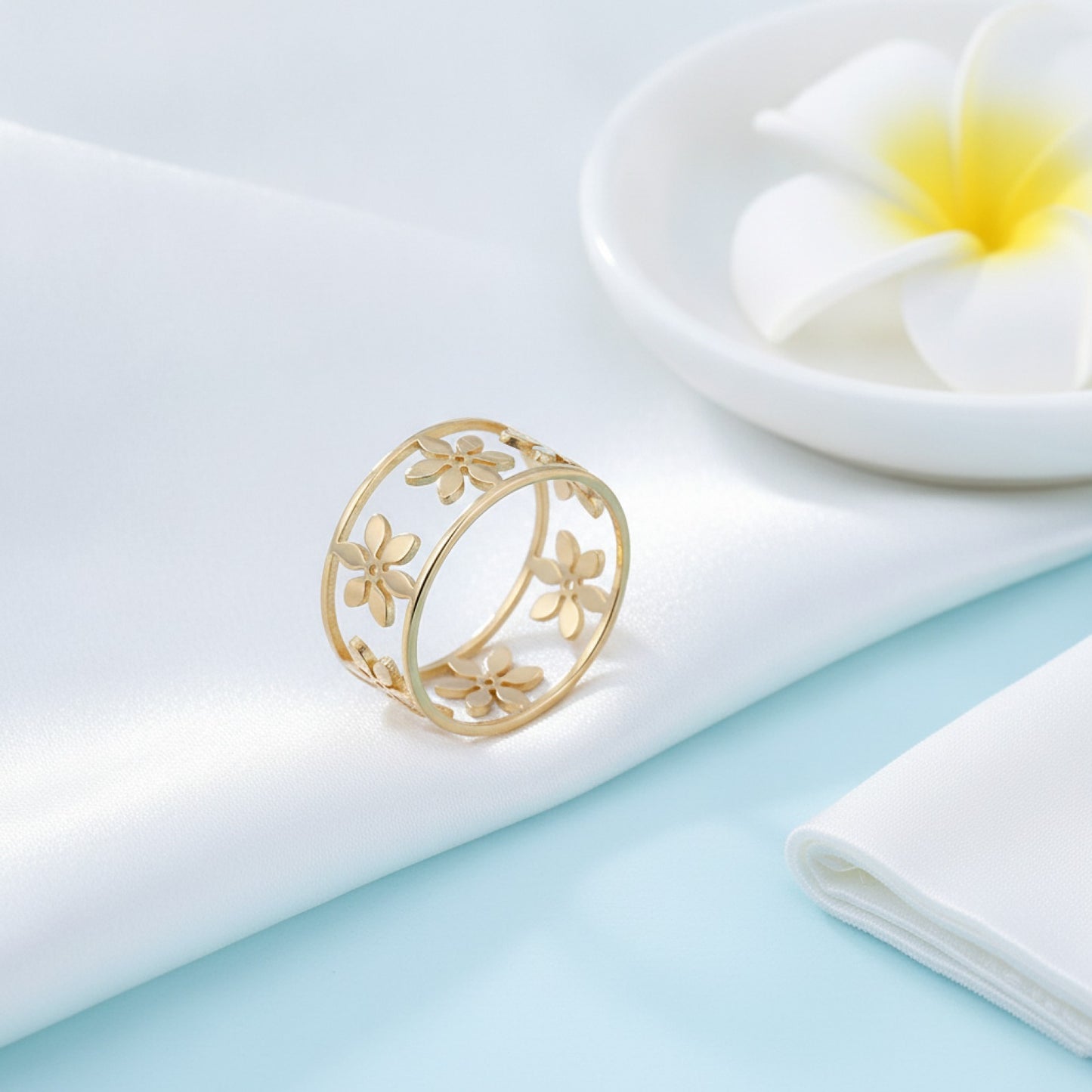 Bague Fleur Romantique Acier Inoxydable pour Femme - Style Décontracté & Cadeau Idéal