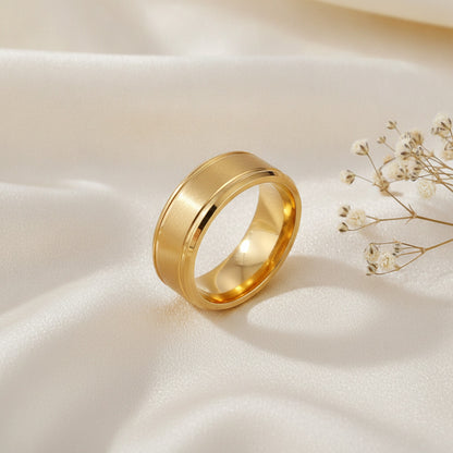 Bague Minimaliste en Or 8mm pour Hommes et Femmes - Bijou de Mariage Tendance