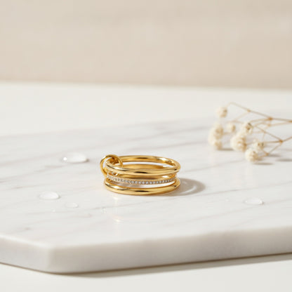 Bague en Acier Inoxydable Étanche avec Strass - Bijou Tendance pour Femme et Fille