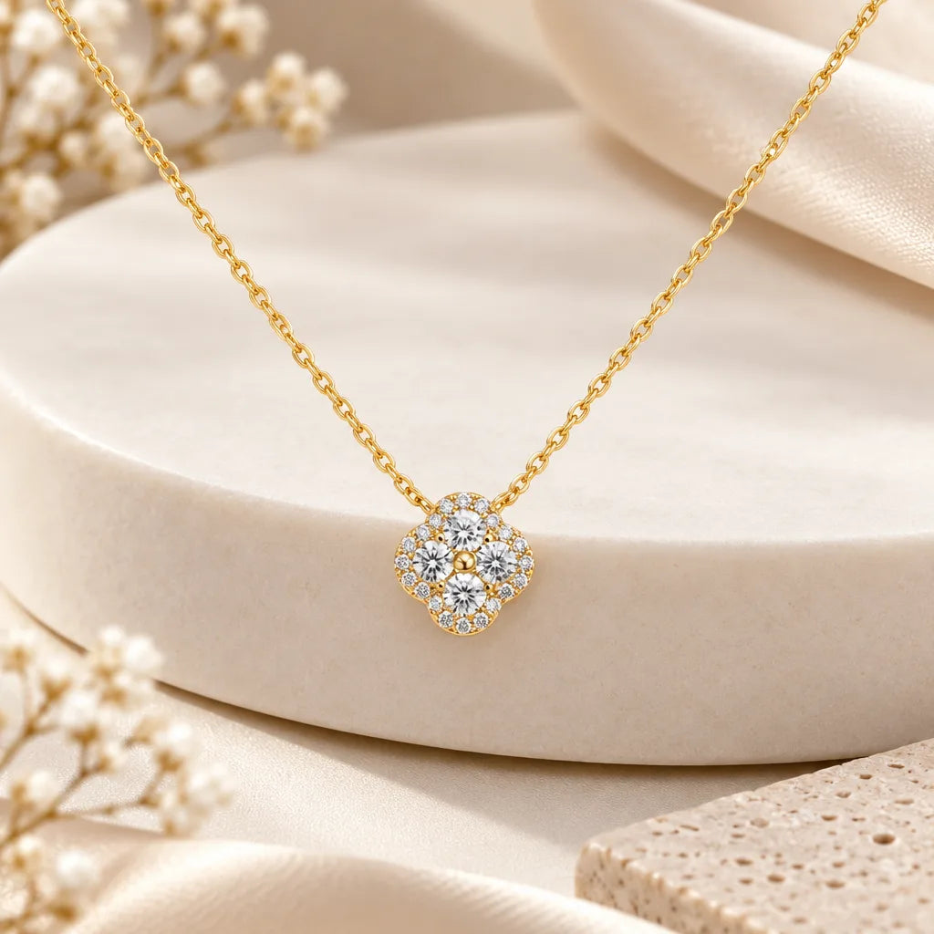 Collier Fleur Moissanite Plaqué Or 18K Luxorium