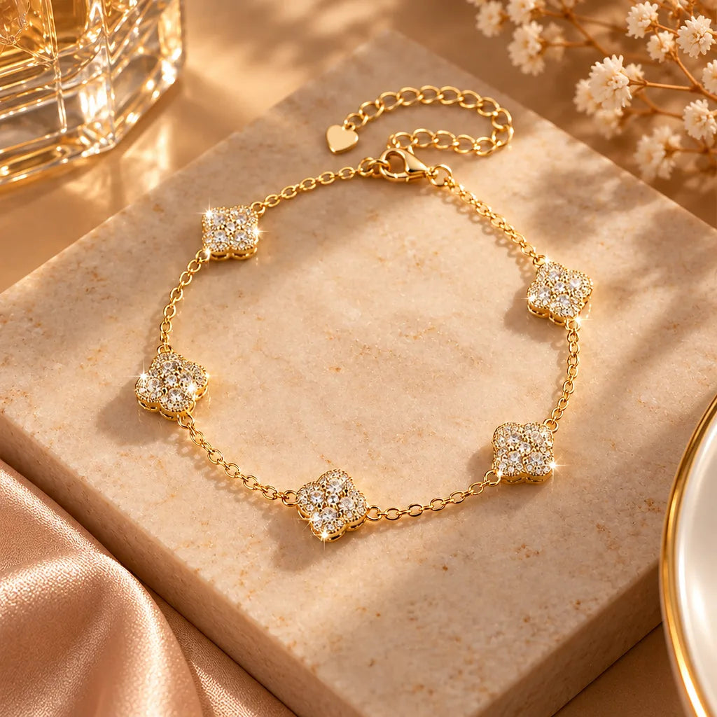 Bracelet fleur quatre feuilles