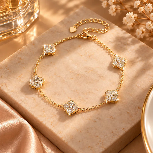 Bracelet fleur quatre feuilles