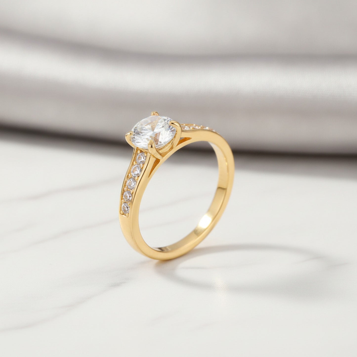 Bague de mariage Lokaer en acier inoxydable avec zircone cubique pour femme - Bijou de fiançailles élégant