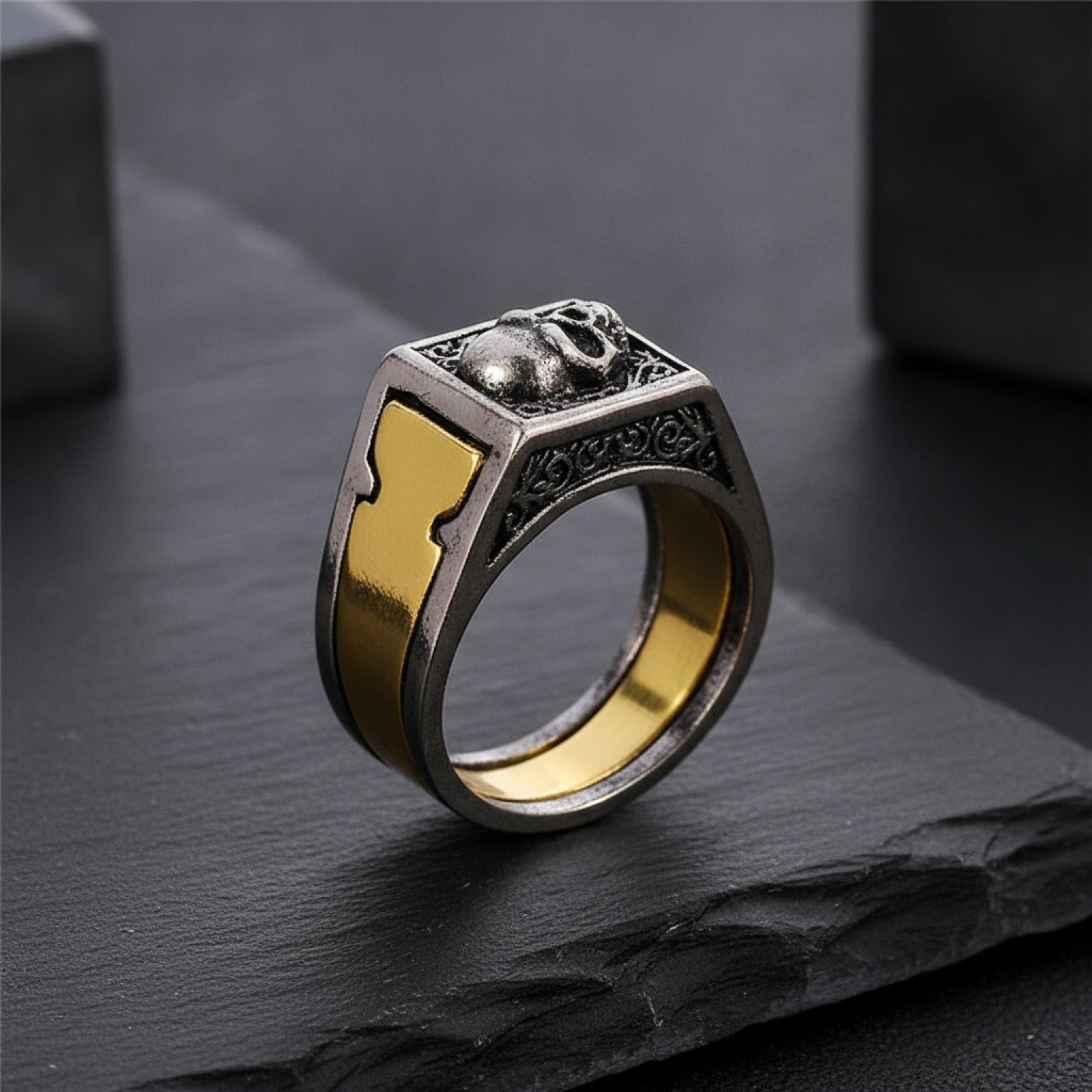 Bague Gothique Vintage Crâne Lion avec Compartiment Secret - Style Biker Punk pour Hommes et Femmes